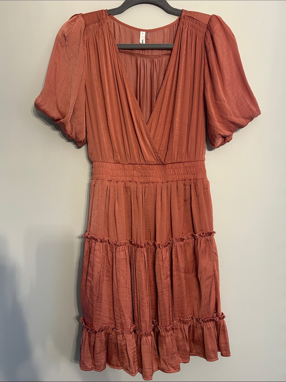 glam Rust Tiered V-Neck Midi Dress